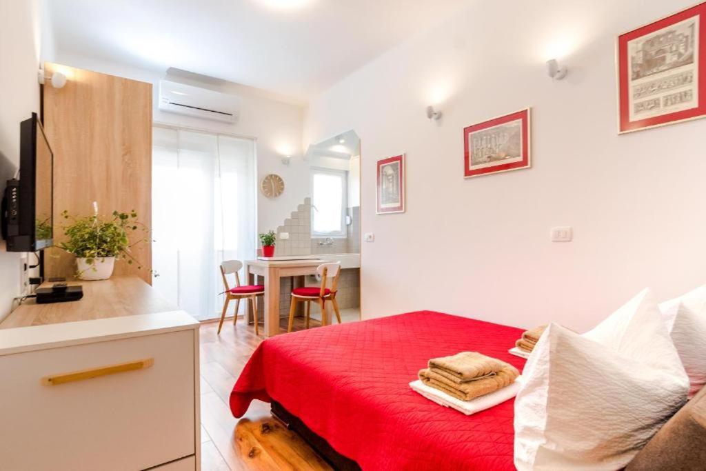 ספליט Apartments Yoe מראה חיצוני תמונה
